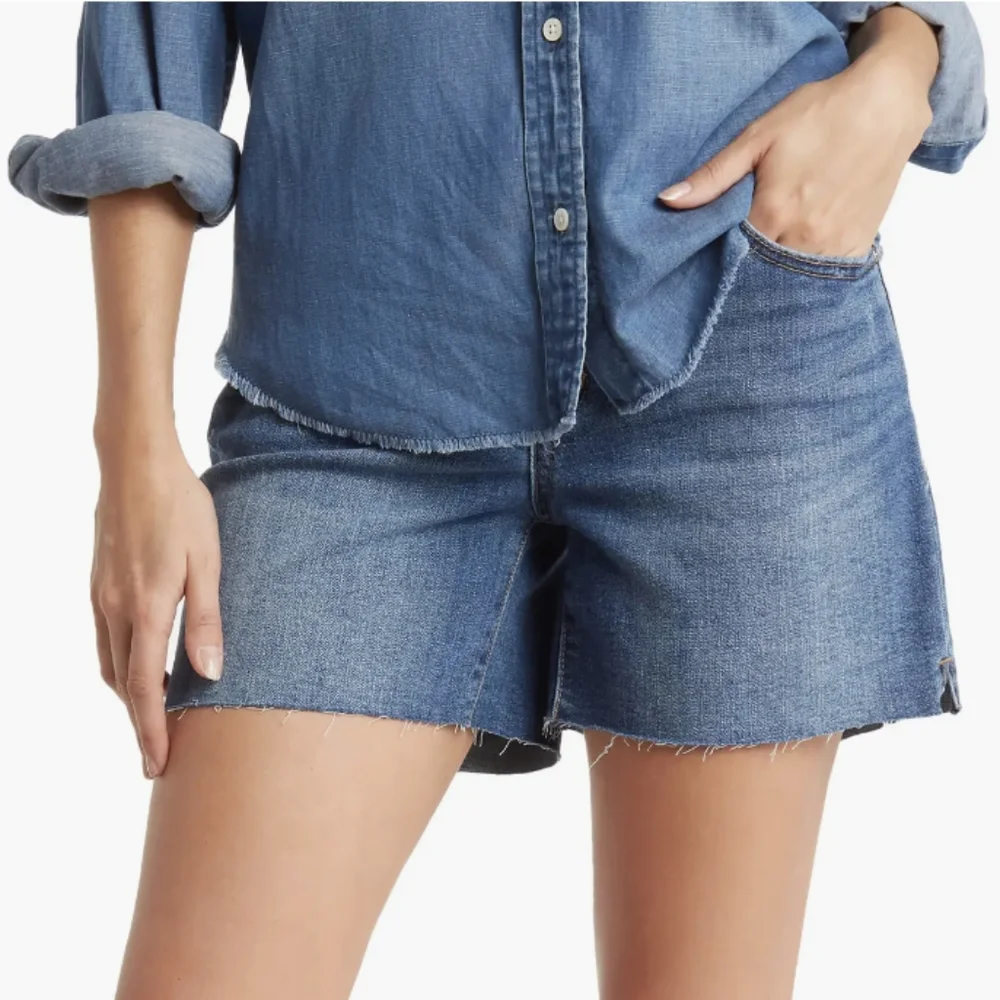 Seven 7 the Weekend Mid Rise Raw Hem Boyfriend Denim Jorts Shorts Size 14